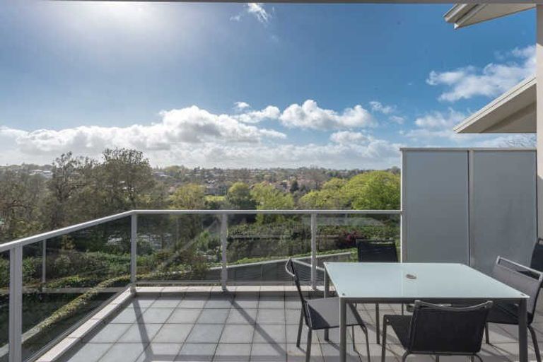 Photo of property in 19a Park Terrace, Hamilton Central, Hamilton, 3204