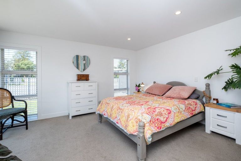 Photo of property in 20 Aparima Place, Awatoto, Napier, 4110