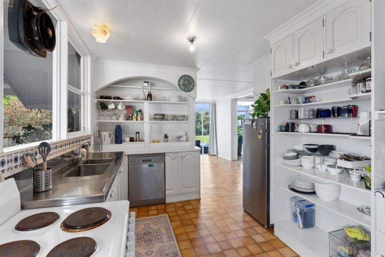 Photo of property in 6 Atmore Avenue, Otaki, 5512