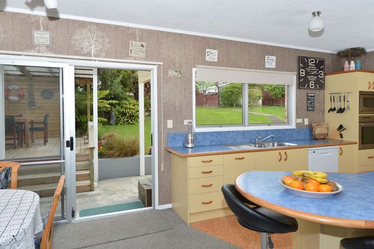 Photo of property in 32 Kohe Street, Parahaki, Whangarei, 0112