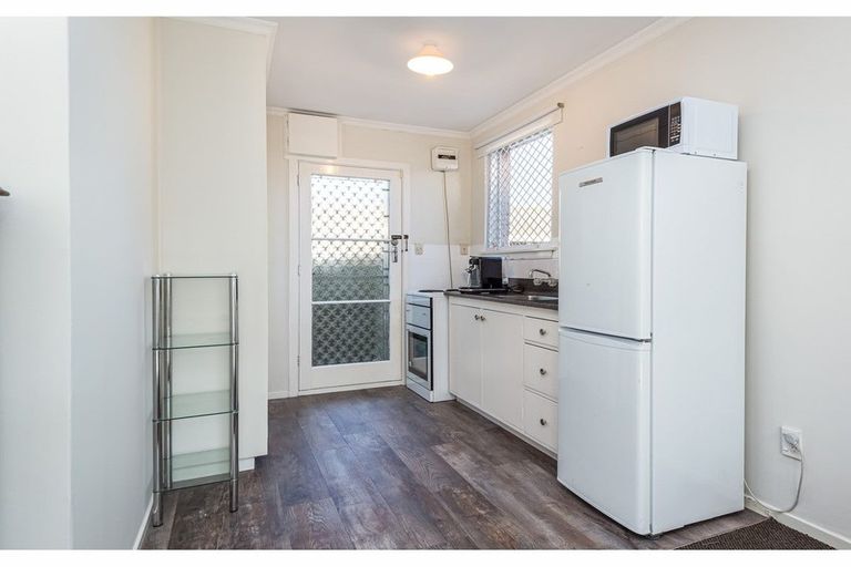 Photo of property in 2/25 Whitmore Street, Edgeware, Christchurch, 8013