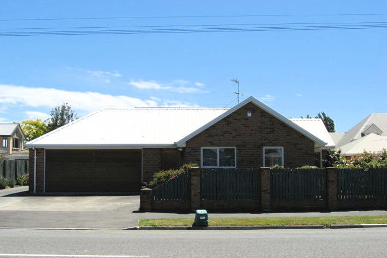 Photo of property in 139c Avonhead Road, Avonhead, Christchurch, 8042