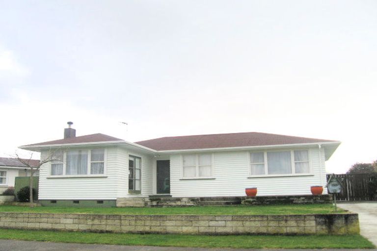 Photo of property in 105 Dover Road, Flaxmere, Hastings, 4120