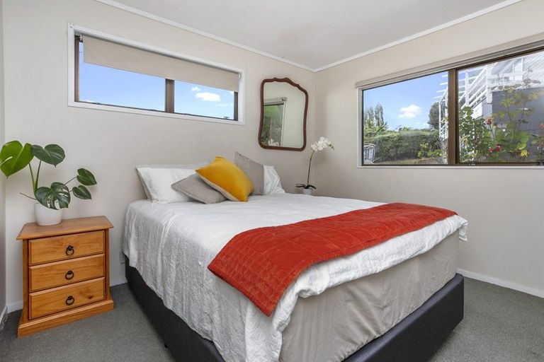 Photo of property in 2/151b Wallace Road, Mangere Bridge, Auckland, 2022