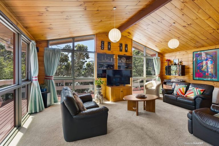 Photo of property in 72 Montreal Grove, Kingston, Wellington, 6021