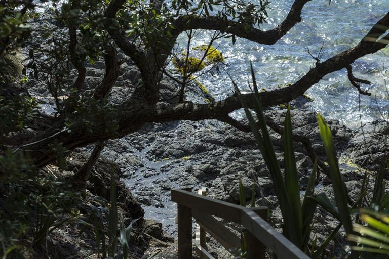 Photo of property in 321 State Highway 10, Cable Bay, 0420