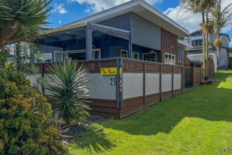 Photo of property in 25 Whiritoa Beach Road, Whiritoa, Whangamata, 3691
