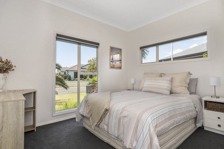 Photo of property in 28 Nautilus Drive, Papamoa Beach, Papamoa, 3118