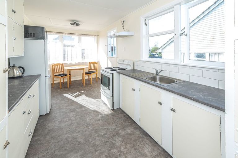 Photo of property in 46 Kowhai Street, Castlecliff, Whanganui, 4501