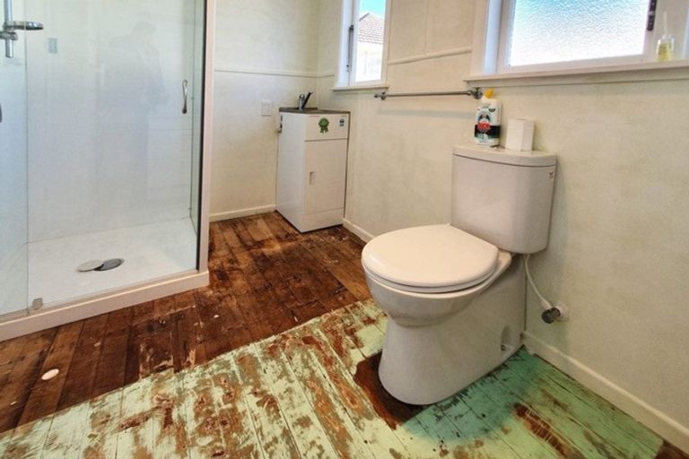 Photo of property in 4/286 Saint Aubyn Street, New Plymouth, 4310