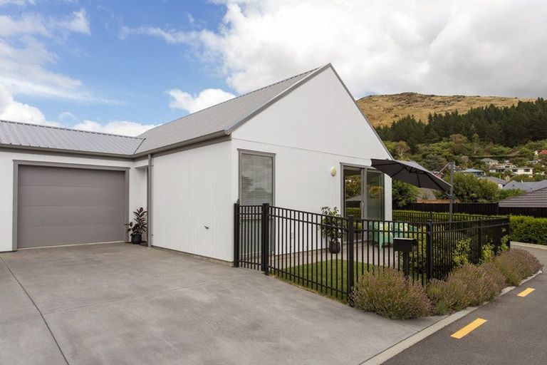 Photo of property in 9 Stead Lane, Heathcote Valley, Christchurch, 8022