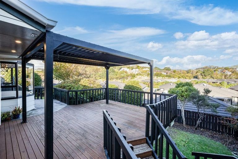 Photo of property in 34 Shackle Lane, Whitby, Porirua, 5024