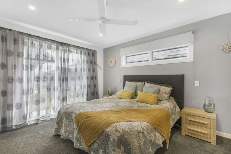 Photo of property in 1 Wahaika Way, Papamoa Beach, Papamoa, 3118