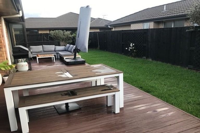 Photo of property in 140 Doncaster Drive, Papamoa Beach, Papamoa, 3118