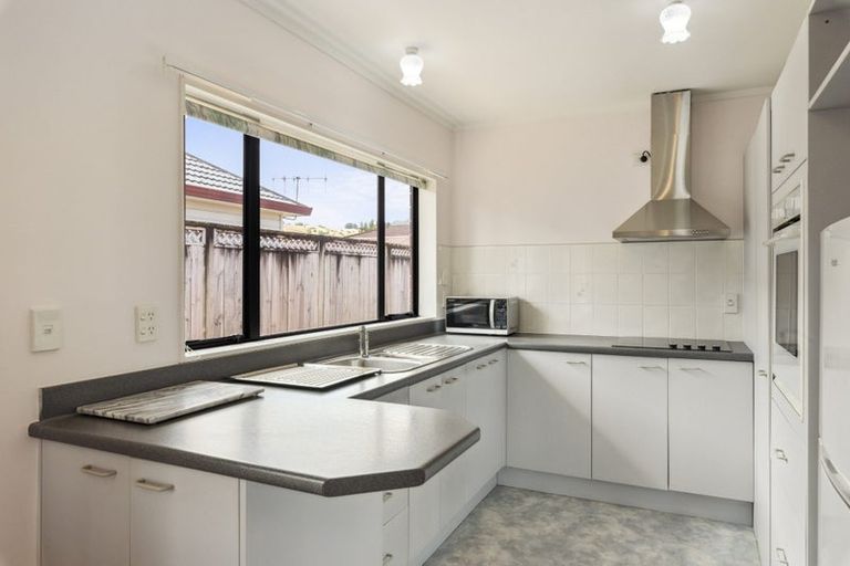 Photo of property in 62 Arawhata Road, Paraparaumu, 5032