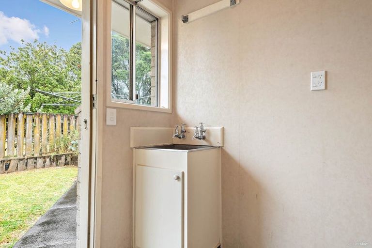 Photo of property in 2/17a Rose Road, Papatoetoe, Auckland, 2025