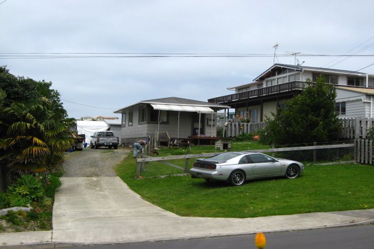Photo of property in 89 Shakespear Road, Army Bay, Whangaparaoa, 0930