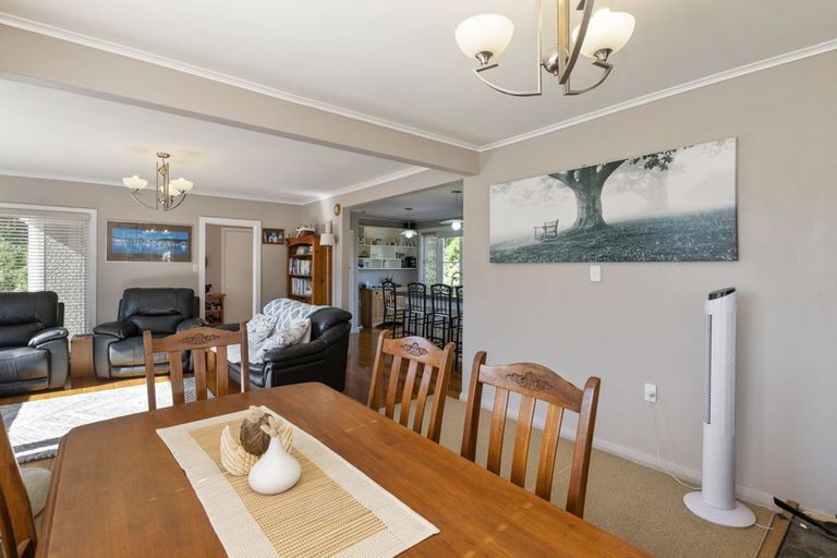 Photo of property in 10 Kohekohe Road, Waikanae, 5036