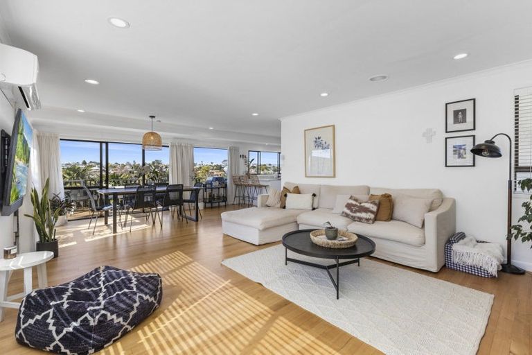 Photo of property in 70 Hinewa Road, Otumoetai, Tauranga, 3110