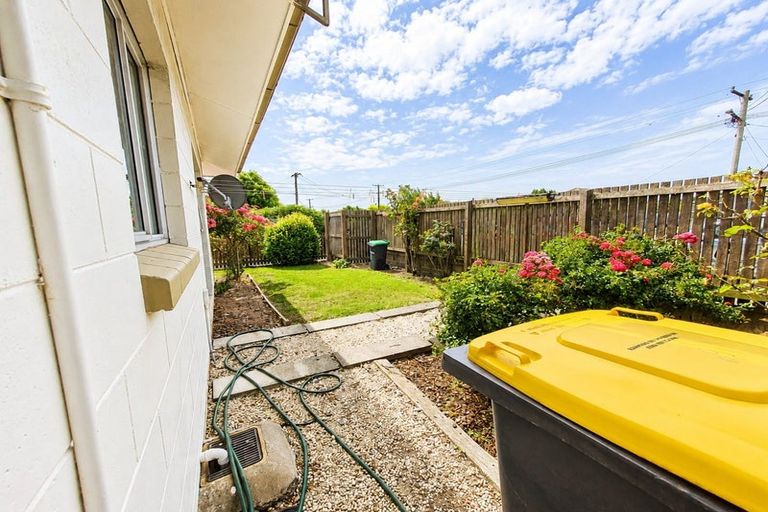 Photo of property in 1/64 Brynley Street, Hornby, Christchurch, 8042
