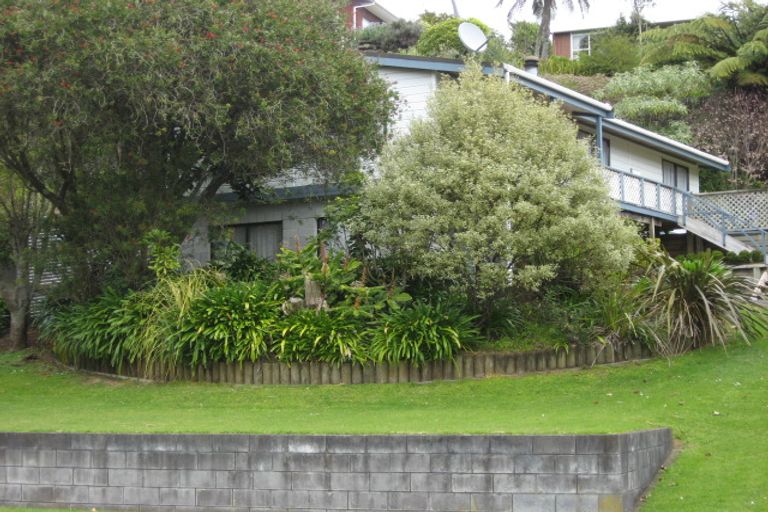 Photo of property in 28 Ambury Place, Merrilands, New Plymouth, 4312
