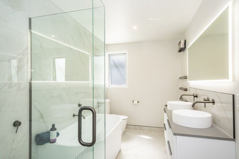 Photo of property in 75 Centennial Avenue, Arrowtown, 9302