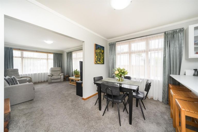 Photo of property in 7 Grey Street, Marton, 4710