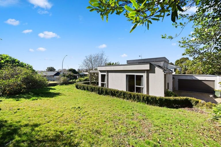 Photo of property in 3 Munro Place, Flagstaff, Hamilton, 3210