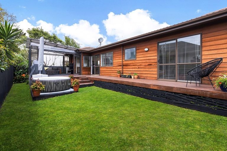 Photo of property in 1/9 Admiral Beatty Avenue, Mount Roskill, Auckland, 1041