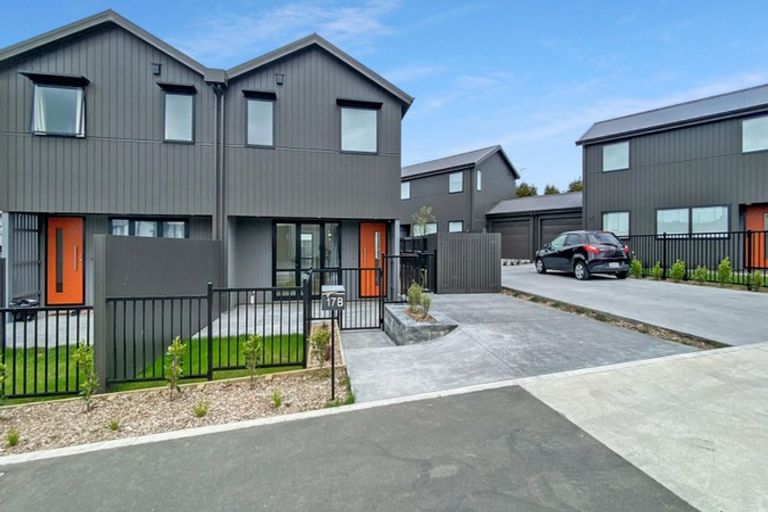 Photo of property in 17b Cessna Crescent, Mangere, Auckland, 2022