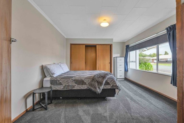 Photo of property in 377 Mangorei Road, Merrilands, New Plymouth, 4312