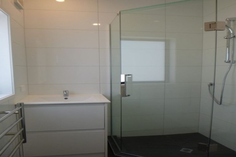 Photo of property in 21b Chippendale Crescent, Birkdale, Auckland, 0626