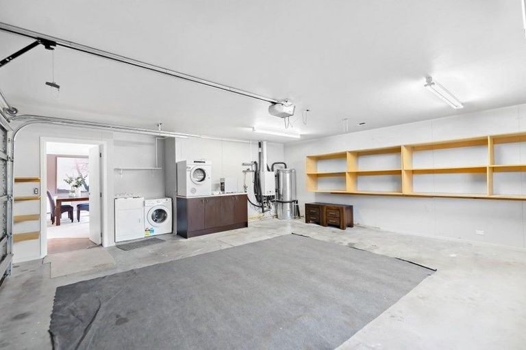 Photo of property in 28 Quill Street, Lake Hayes, Queenstown, 9304