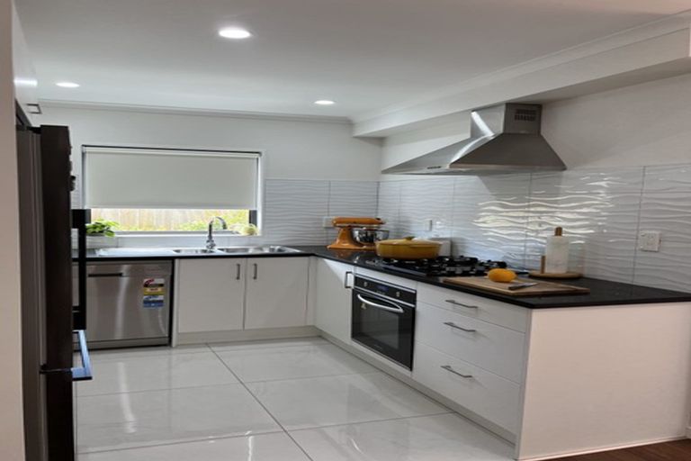 Photo of property in 153b Russell Road, Manurewa, Auckland, 2102