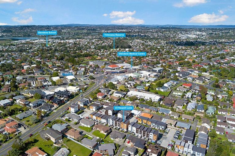 Photo of property in 23 Raupeti Lane, Henderson, Auckland, 0612