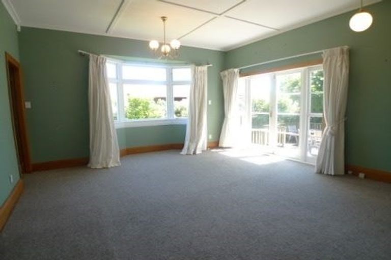 Photo of property in 18 Cooper Street, Karori, Wellington, 6012