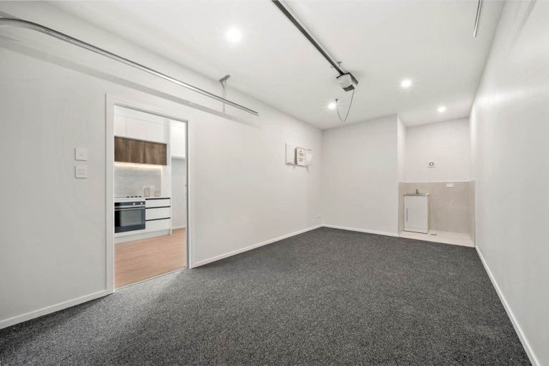 Photo of property in 10c Clensmore Place, Torbay, Auckland, 0630