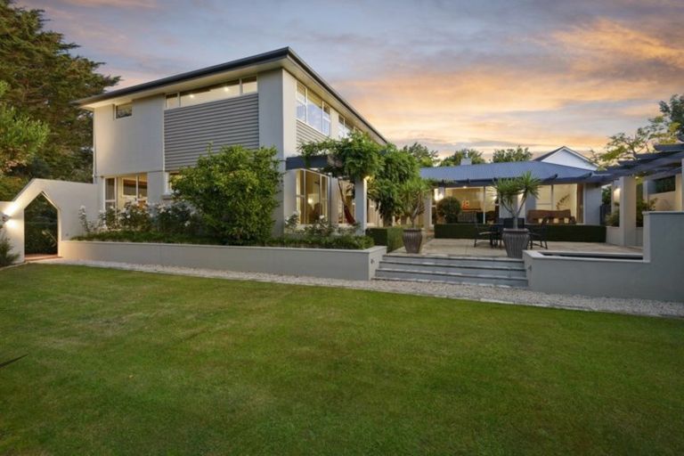 Photo of property in 4 Guinness Crescent, Ilam, Christchurch, 8041