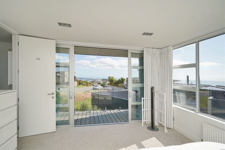 Photo of property in 105 Glenstrae Road, Redcliffs, Christchurch, 8081