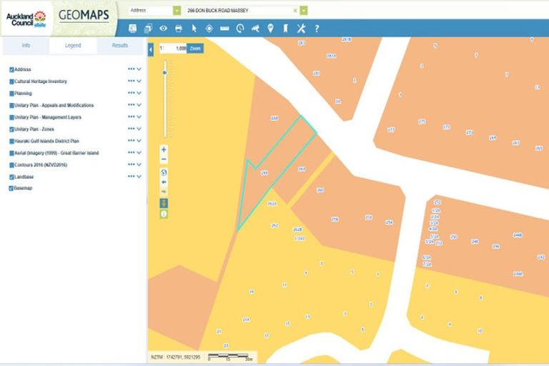 Photo of property in 266 Don Buck Road, Massey, Auckland, 0614