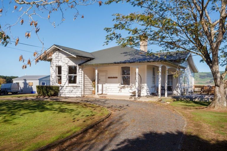 Photo of property in 24 Waterworks Road, Westport, 7892