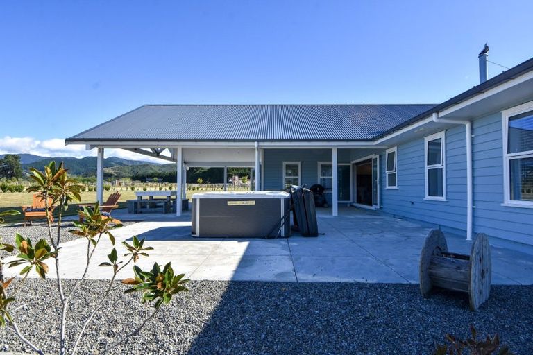 Photo of property in 66a Thomas Road, Carrington, Carterton, 5791