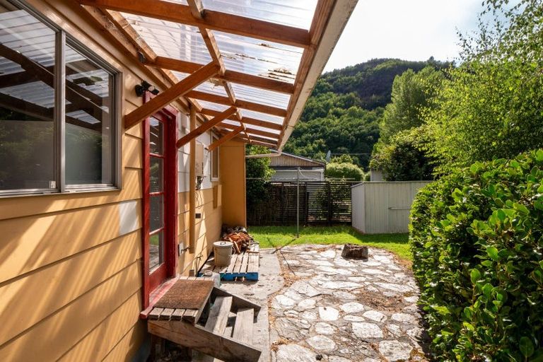 Photo of property in 36 Norfolk Street, Arrowtown, 9302