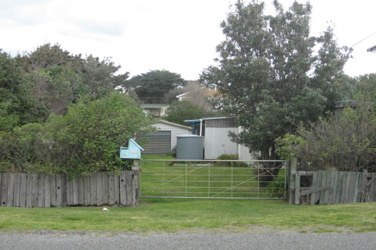 Photo of property in 132 Park Avenue, Waitarere Beach, Levin, 5510