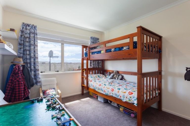 Photo of property in 20 Fuller Street, Papamoa Beach, Papamoa, 3118