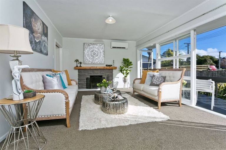 Photo of property in 1/38 Kirton Crescent, Manurewa, Auckland, 2102