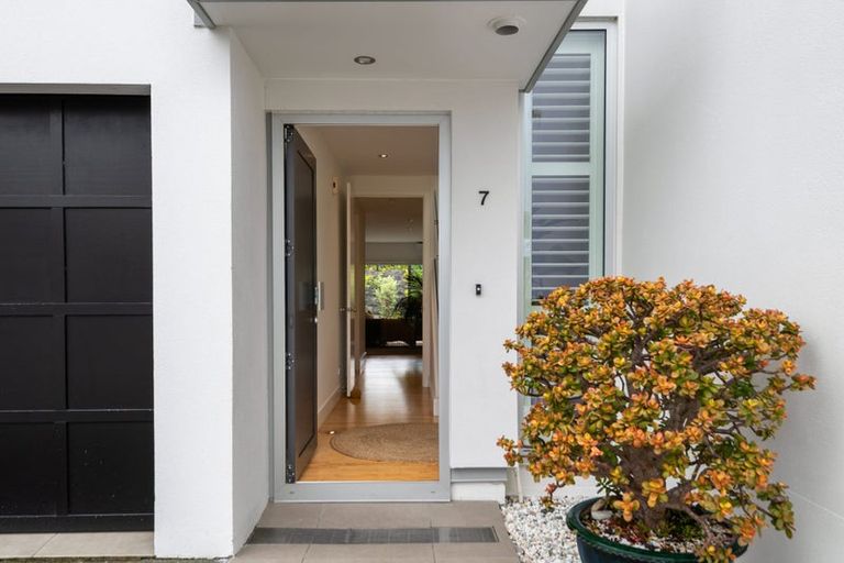 Photo of property in 7/258 Hurstmere Road, Takapuna, Auckland, 0622