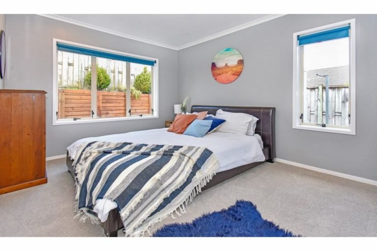 Photo of property in 69 Riverton Drive, Randwick Park, Auckland, 2105