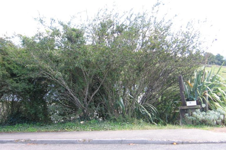 Photo of property in 14 Smeath Road, Kawakawa, 0210