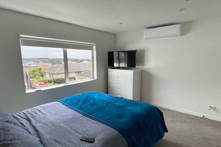 Photo of property in 8/4017 Great North Road, Glen Eden, Auckland, 0602